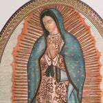 Particolare Quadro ovale in legno smaltato della Madonna di Guadalupe - Galleria Mariana